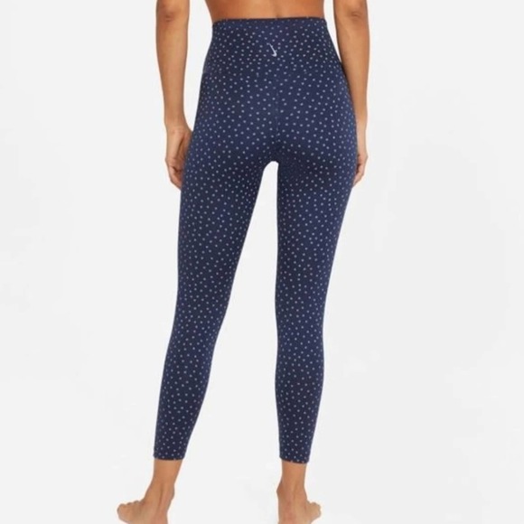 Nike Women's Small Blue Yoga Dots Twist Waist 7/8 Capri Leggings - Picture 3 of 10